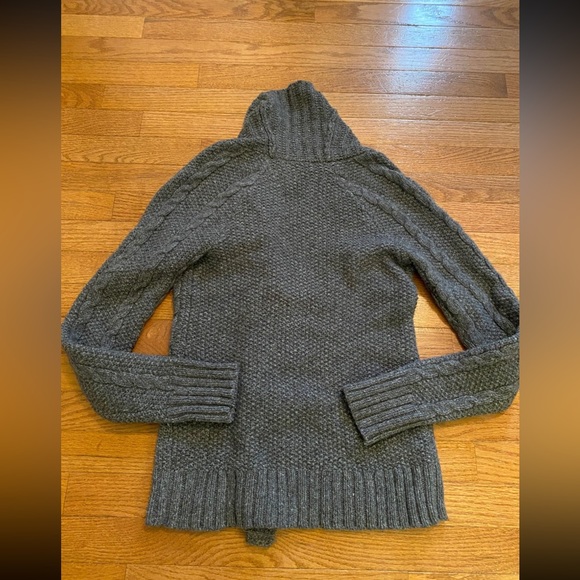 Eddie Bauer Gray Wool Blend Cable Knit Zipper Cardigan Sweater - Picture 2 of 5